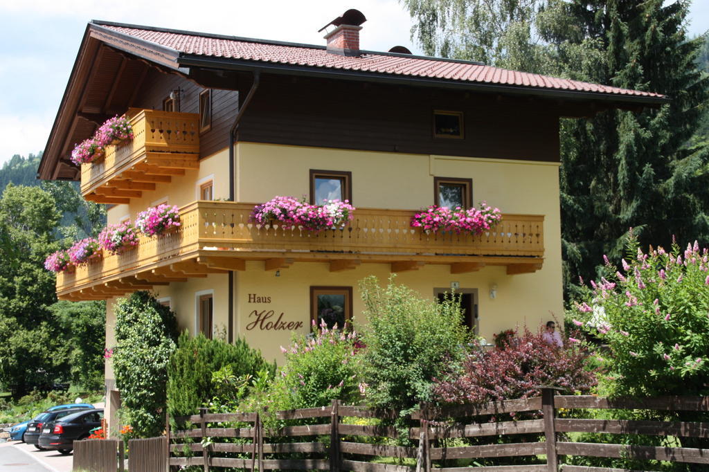 Haus Holzer Apartment Wagrain Exterior foto